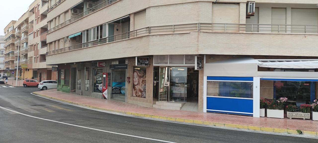 Cozy Studio Apartment Near The Beach Torrevieja Luaran gambar